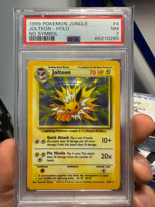 Jolteon Jungle Holo No Symbol PSA 7