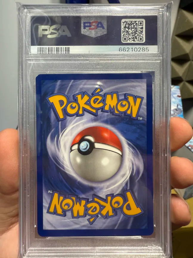 Jolteon Jungle Holo No Symbol PSA 7