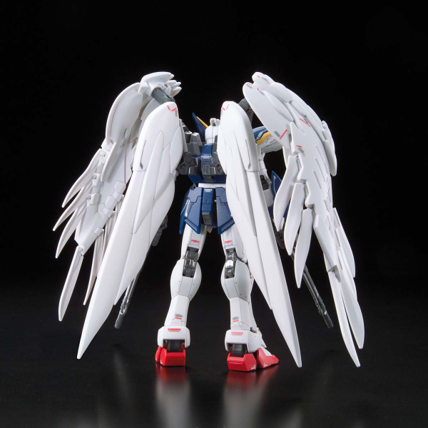 Bandai Hobby - RG 1/144 XXXG-00W0 Wing Gundam Zero EW