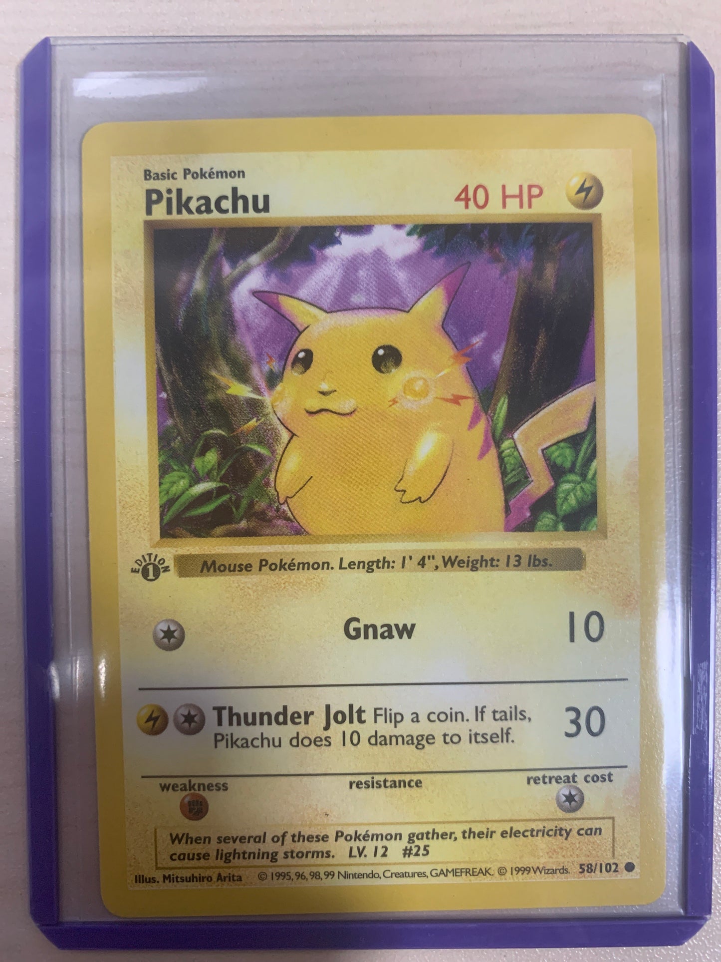 Pikachu 1st Edition Shadowless (Yellow Cheeks)